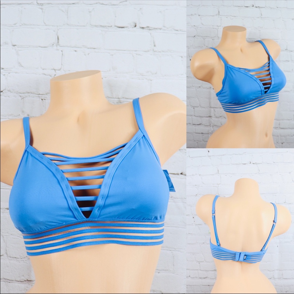 VS Pink Ultimate Sports Bra Blue w/ mesh details
